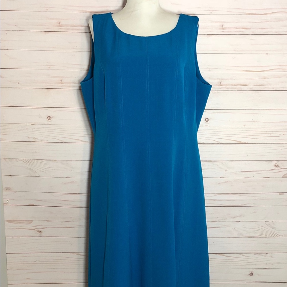 Jones New York Sheath Dress